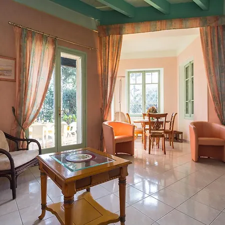 Villa De Caractere Entre Nice Et Cannes